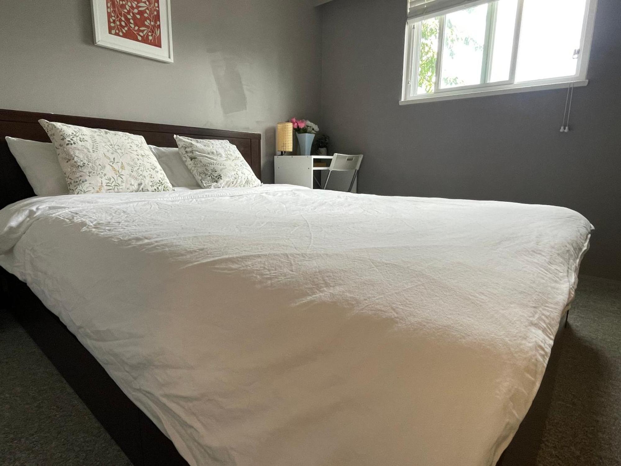 Private Room With Queen Bed In Richmond 202 المظهر الخارجي الصورة